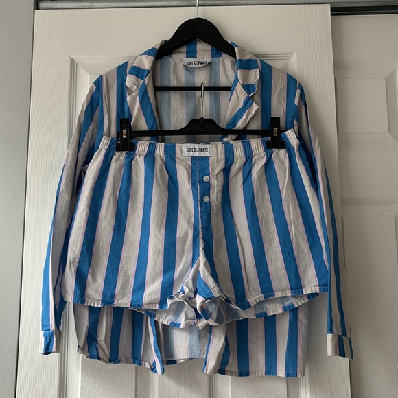 Pajama Set - Picture 1 of 8